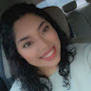 Meet your Posher, Esmeralda